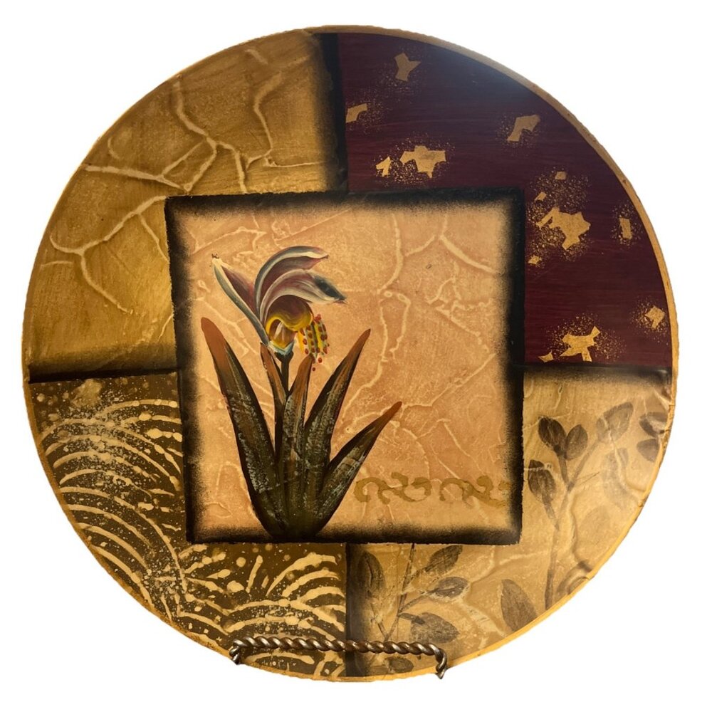 Unique Decorative Plate Floral Patterns Gold Heavy Collectors Oriental 10 1/4”